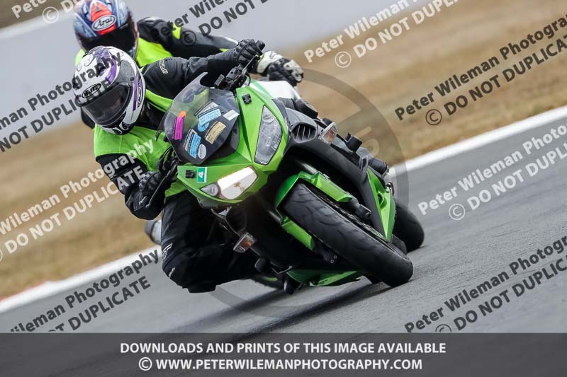 donington no limits trackday;donington park photographs;donington trackday photographs;no limits trackdays;peter wileman photography;trackday digital images;trackday photos