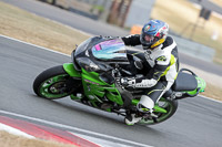 donington-no-limits-trackday;donington-park-photographs;donington-trackday-photographs;no-limits-trackdays;peter-wileman-photography;trackday-digital-images;trackday-photos