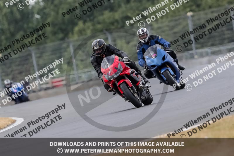 donington no limits trackday;donington park photographs;donington trackday photographs;no limits trackdays;peter wileman photography;trackday digital images;trackday photos