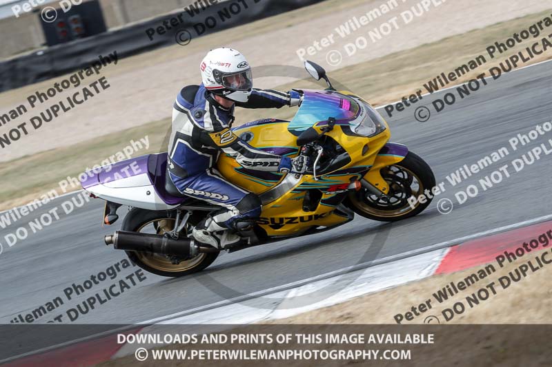 donington no limits trackday;donington park photographs;donington trackday photographs;no limits trackdays;peter wileman photography;trackday digital images;trackday photos