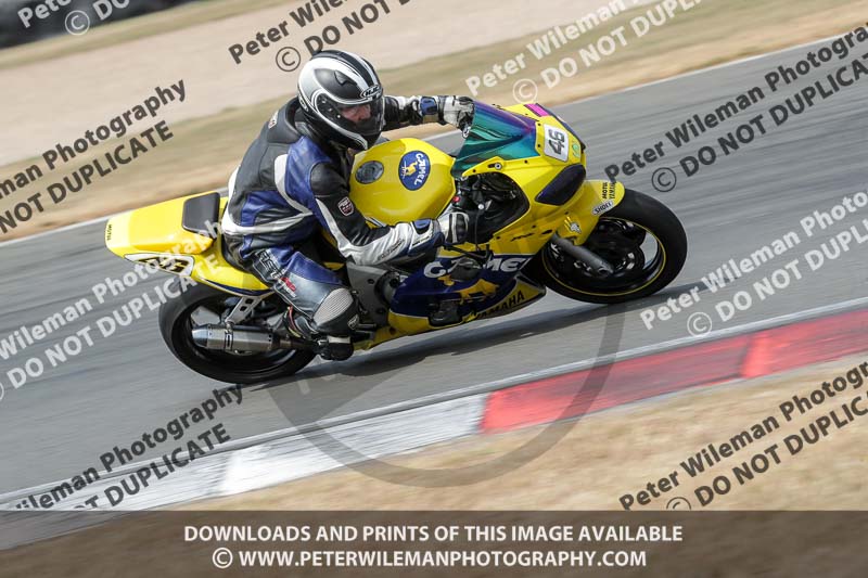 donington no limits trackday;donington park photographs;donington trackday photographs;no limits trackdays;peter wileman photography;trackday digital images;trackday photos