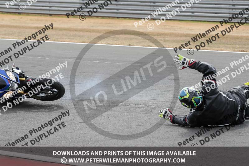 donington no limits trackday;donington park photographs;donington trackday photographs;no limits trackdays;peter wileman photography;trackday digital images;trackday photos