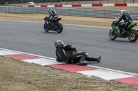 donington-no-limits-trackday;donington-park-photographs;donington-trackday-photographs;no-limits-trackdays;peter-wileman-photography;trackday-digital-images;trackday-photos
