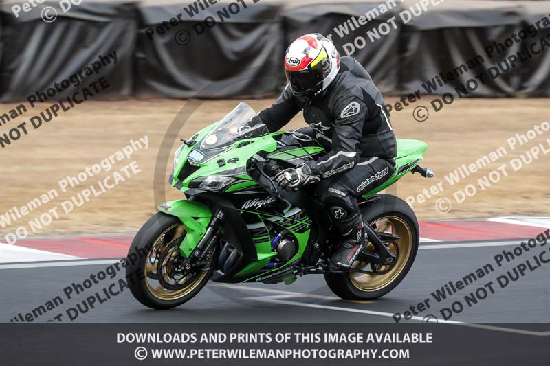 donington no limits trackday;donington park photographs;donington trackday photographs;no limits trackdays;peter wileman photography;trackday digital images;trackday photos