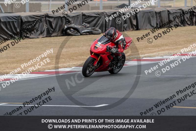donington no limits trackday;donington park photographs;donington trackday photographs;no limits trackdays;peter wileman photography;trackday digital images;trackday photos