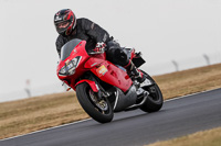 donington-no-limits-trackday;donington-park-photographs;donington-trackday-photographs;no-limits-trackdays;peter-wileman-photography;trackday-digital-images;trackday-photos