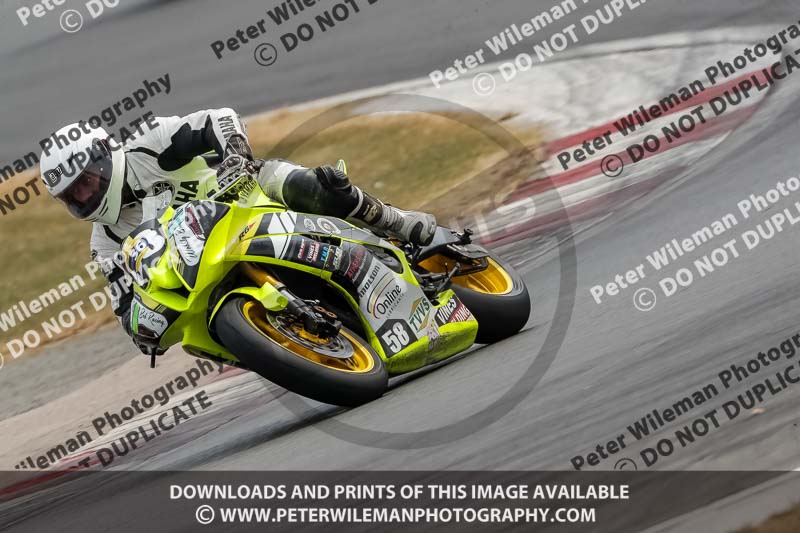 donington no limits trackday;donington park photographs;donington trackday photographs;no limits trackdays;peter wileman photography;trackday digital images;trackday photos