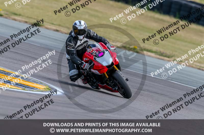 Angelsey;PJ Motorsport;anglesey no limits trackday;anglesey photographs;anglesey trackday photographs;enduro digital images;event digital images;eventdigitalimages;no limits trackdays;peter wileman photography;racing digital images;trac mon;trackday digital images;trackday photos;ty croes