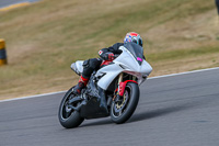Angelsey;PJ-Motorsport;anglesey-no-limits-trackday;anglesey-photographs;anglesey-trackday-photographs;enduro-digital-images;event-digital-images;eventdigitalimages;no-limits-trackdays;peter-wileman-photography;racing-digital-images;trac-mon;trackday-digital-images;trackday-photos;ty-croes