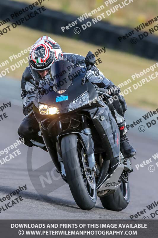 Angelsey;PJ Motorsport