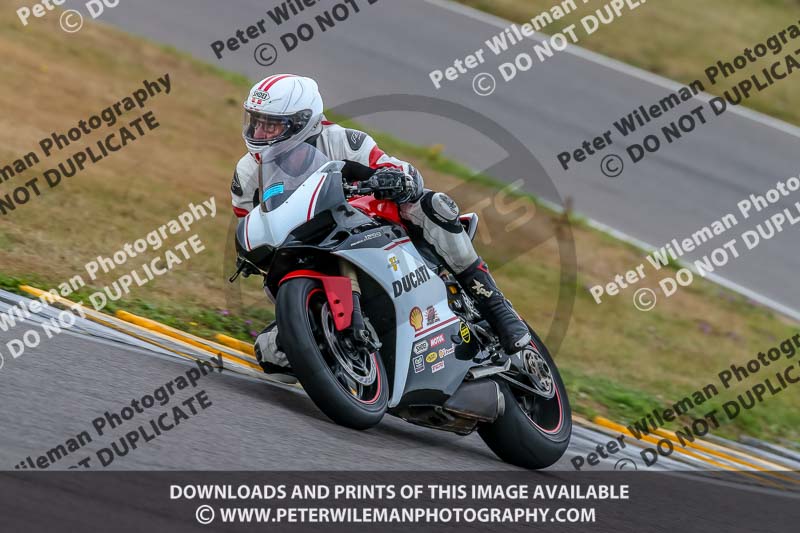 Angelsey;PJ Motorsport