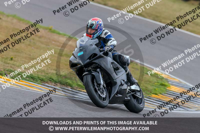 Angelsey;PJ Motorsport