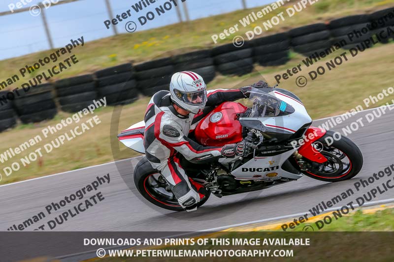 Angelsey;PJ Motorsport