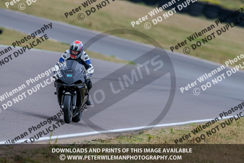 Angelsey;PJ Motorsport