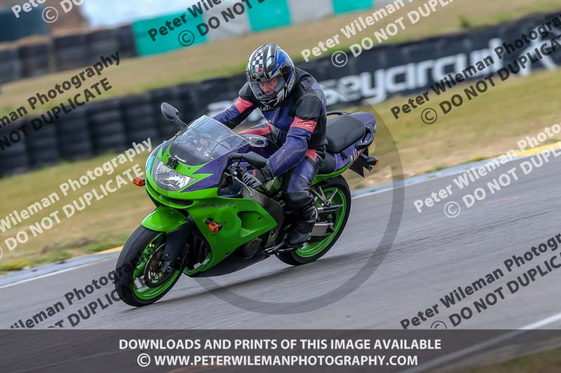 Angelsey;PJ Motorsport