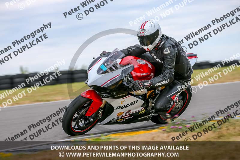 Angelsey;PJ Motorsport