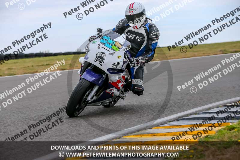 Angelsey;PJ Motorsport