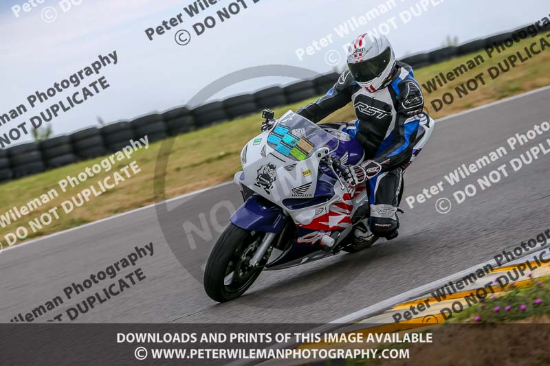 Angelsey;PJ Motorsport