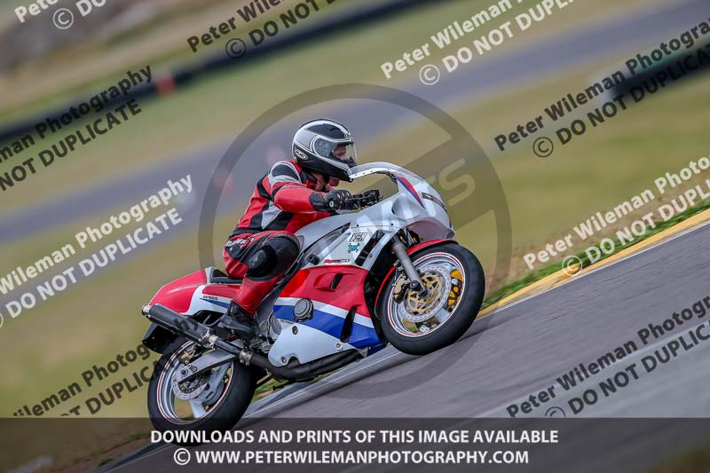 Angelsey;PJ Motorsport