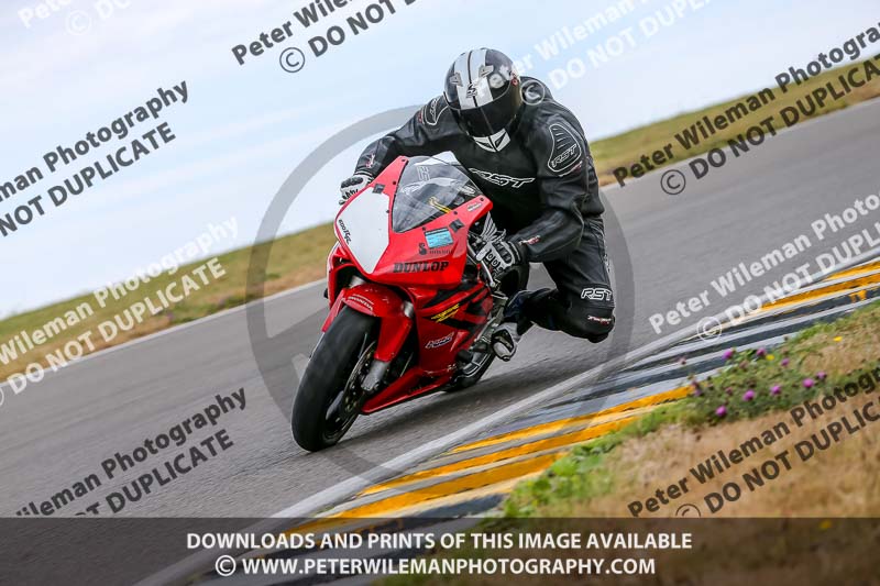 Angelsey;PJ Motorsport
