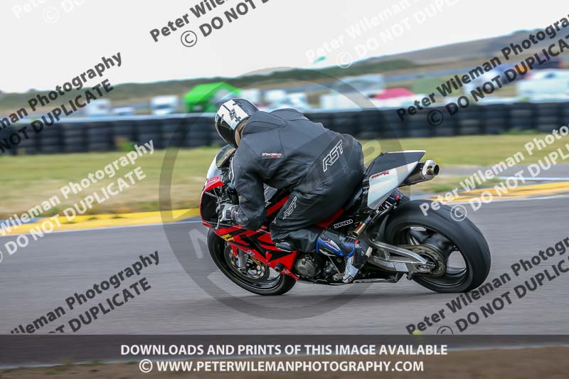 Angelsey;PJ Motorsport