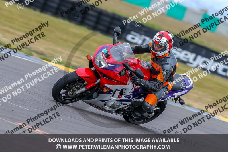 Angelsey;PJ Motorsport