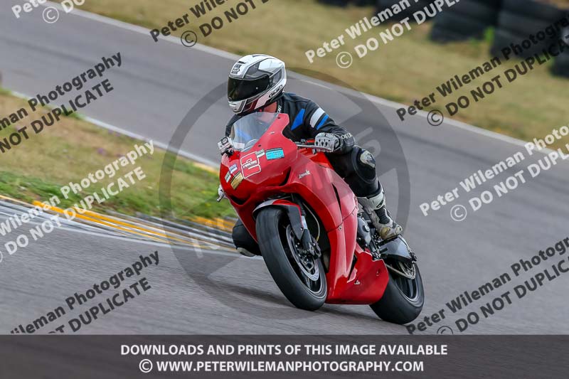Angelsey;PJ Motorsport