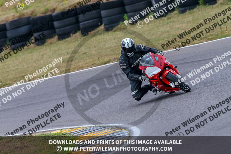 Angelsey;PJ Motorsport