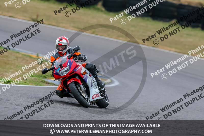 Angelsey;PJ Motorsport