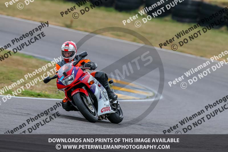Angelsey;PJ Motorsport