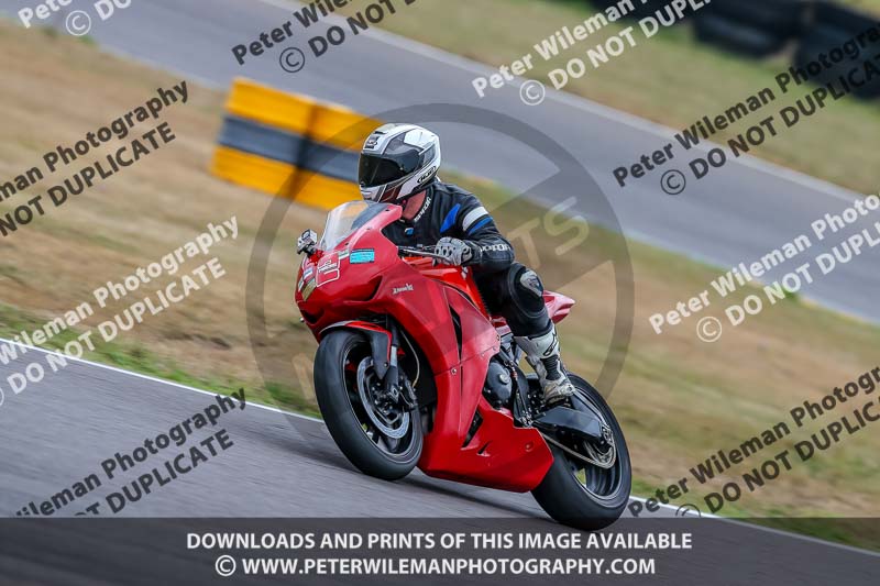 Angelsey;PJ Motorsport
