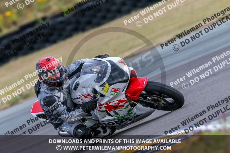 Angelsey;PJ Motorsport