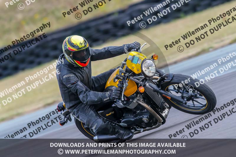 Angelsey;PJ Motorsport