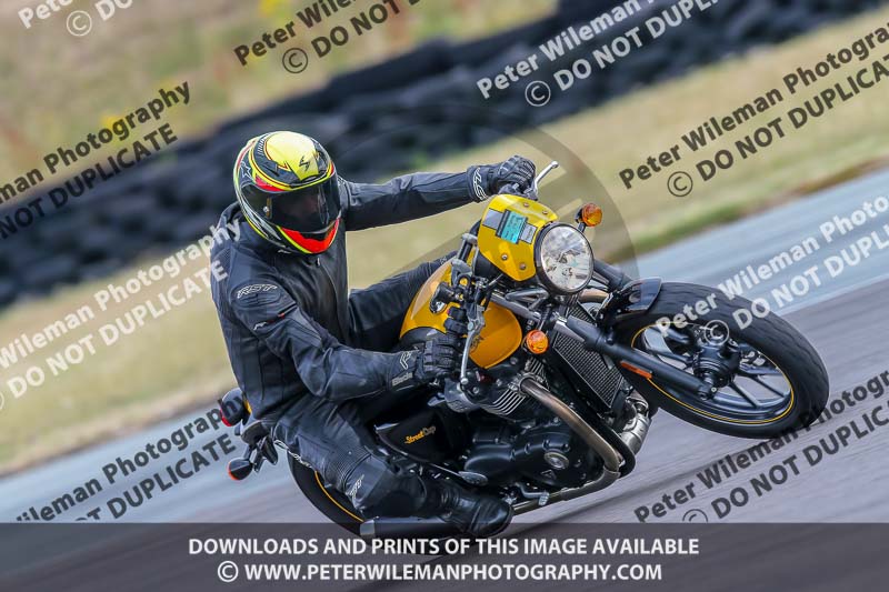 Angelsey;PJ Motorsport