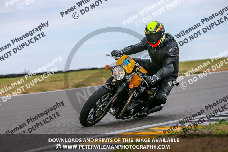 Angelsey;PJ Motorsport