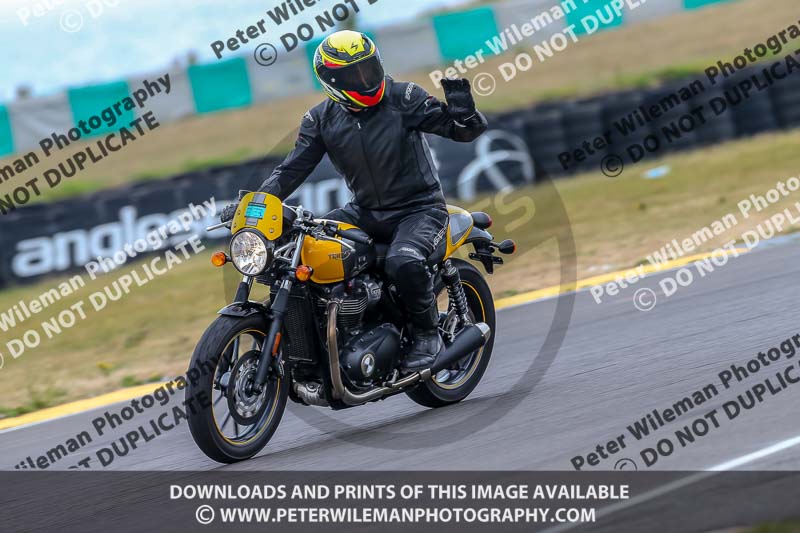 Angelsey;PJ Motorsport