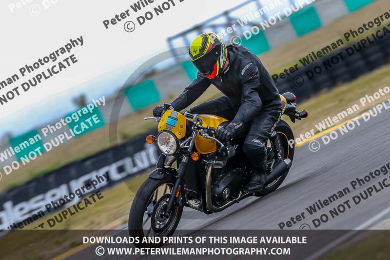Angelsey;PJ Motorsport