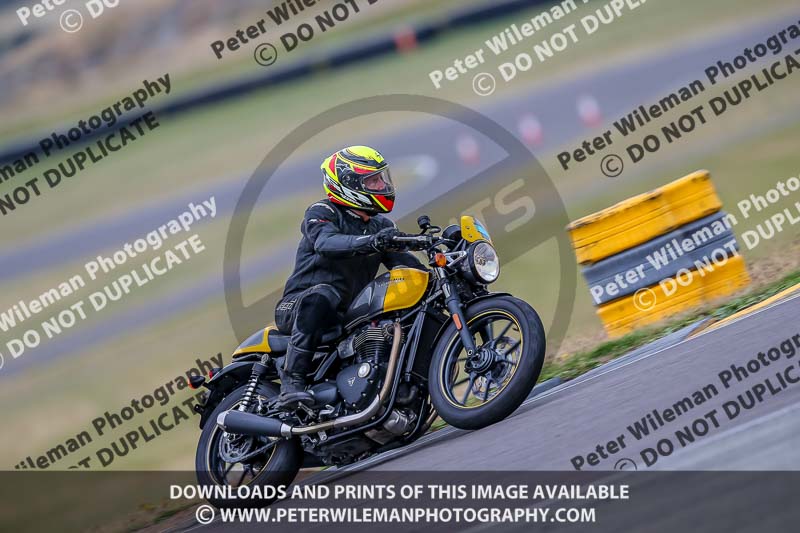 Angelsey;PJ Motorsport