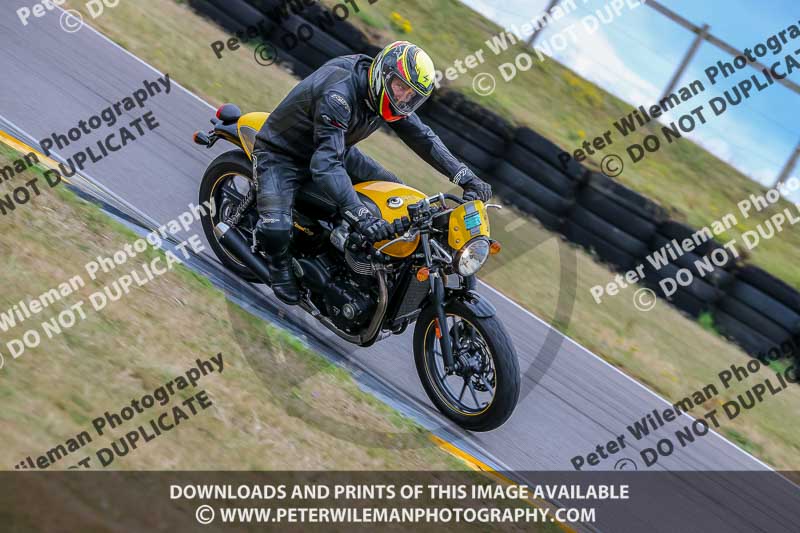 Angelsey;PJ Motorsport