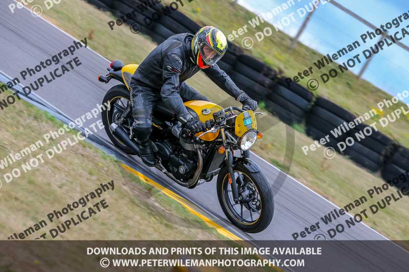 Angelsey;PJ Motorsport