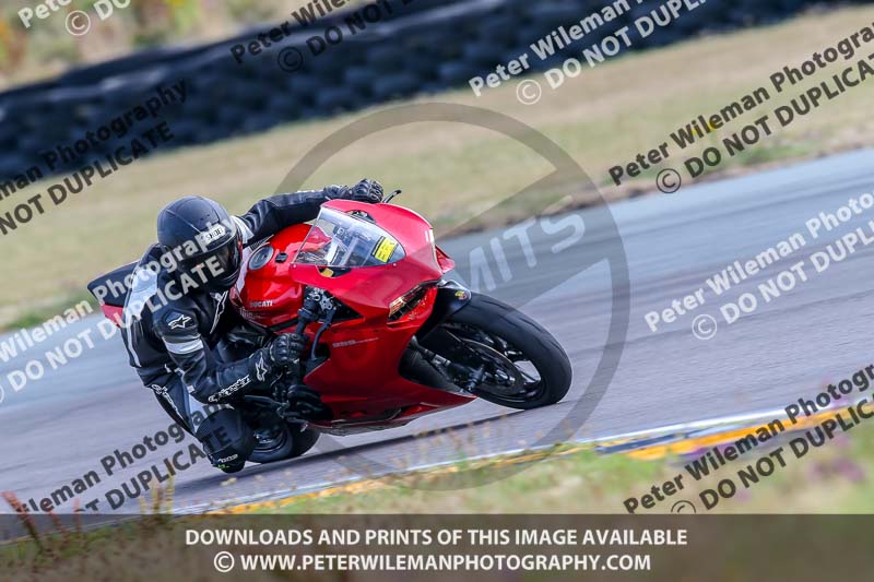 Angelsey;PJ Motorsport;anglesey no limits trackday;anglesey photographs;anglesey trackday photographs;enduro digital images;event digital images;eventdigitalimages;no limits trackdays;peter wileman photography;racing digital images;trac mon;trackday digital images;trackday photos;ty croes