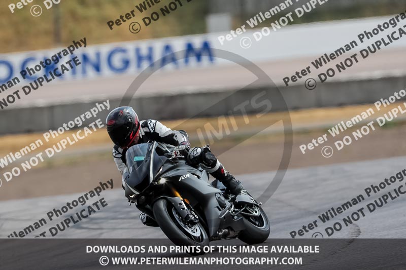Rockingham no limits trackday;enduro digital images;event digital images;eventdigitalimages;no limits trackdays;peter wileman photography;racing digital images;rockingham raceway northamptonshire;rockingham trackday photographs;trackday digital images;trackday photos