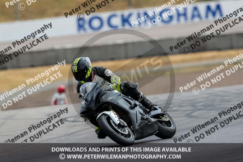Rockingham no limits trackday;enduro digital images;event digital images;eventdigitalimages;no limits trackdays;peter wileman photography;racing digital images;rockingham raceway northamptonshire;rockingham trackday photographs;trackday digital images;trackday photos