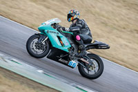 Rockingham-no-limits-trackday;enduro-digital-images;event-digital-images;eventdigitalimages;no-limits-trackdays;peter-wileman-photography;racing-digital-images;rockingham-raceway-northamptonshire;rockingham-trackday-photographs;trackday-digital-images;trackday-photos