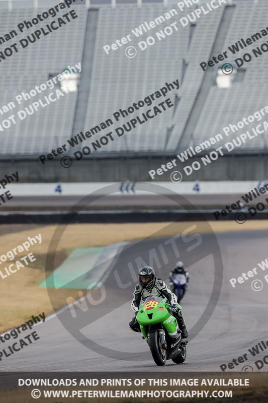 Rockingham no limits trackday;enduro digital images;event digital images;eventdigitalimages;no limits trackdays;peter wileman photography;racing digital images;rockingham raceway northamptonshire;rockingham trackday photographs;trackday digital images;trackday photos