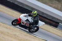 Rockingham-no-limits-trackday;enduro-digital-images;event-digital-images;eventdigitalimages;no-limits-trackdays;peter-wileman-photography;racing-digital-images;rockingham-raceway-northamptonshire;rockingham-trackday-photographs;trackday-digital-images;trackday-photos