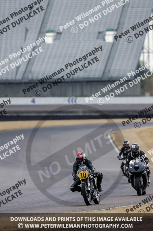 Rockingham no limits trackday;enduro digital images;event digital images;eventdigitalimages;no limits trackdays;peter wileman photography;racing digital images;rockingham raceway northamptonshire;rockingham trackday photographs;trackday digital images;trackday photos