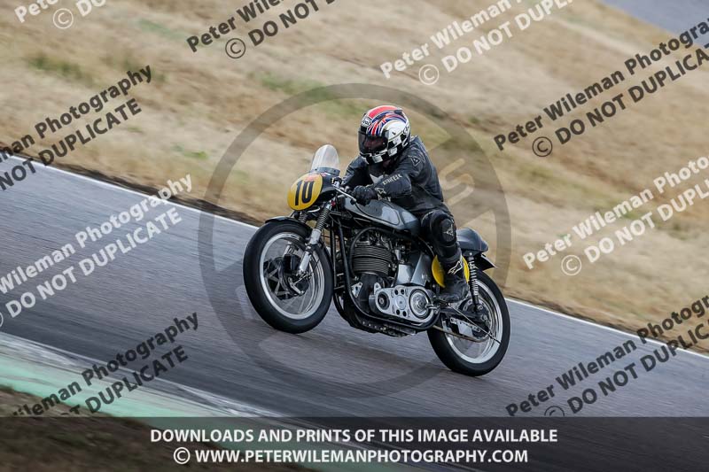 Rockingham no limits trackday;enduro digital images;event digital images;eventdigitalimages;no limits trackdays;peter wileman photography;racing digital images;rockingham raceway northamptonshire;rockingham trackday photographs;trackday digital images;trackday photos