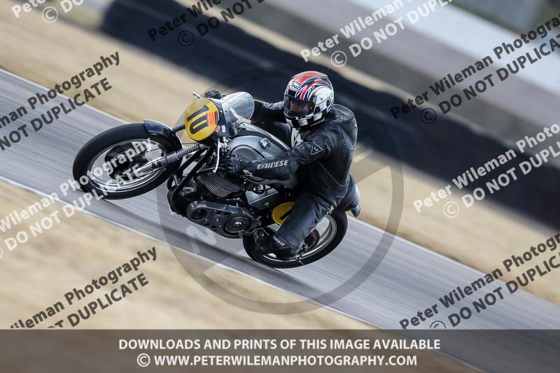 Rockingham no limits trackday;enduro digital images;event digital images;eventdigitalimages;no limits trackdays;peter wileman photography;racing digital images;rockingham raceway northamptonshire;rockingham trackday photographs;trackday digital images;trackday photos