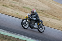 Rockingham-no-limits-trackday;enduro-digital-images;event-digital-images;eventdigitalimages;no-limits-trackdays;peter-wileman-photography;racing-digital-images;rockingham-raceway-northamptonshire;rockingham-trackday-photographs;trackday-digital-images;trackday-photos